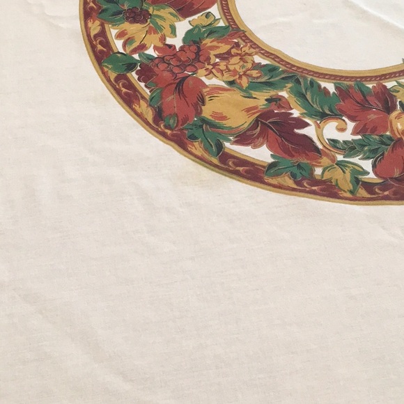 🍁 Fall Tablecloth - Picture 5 of 6